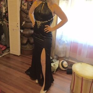 Prom/formal/homecoming dress